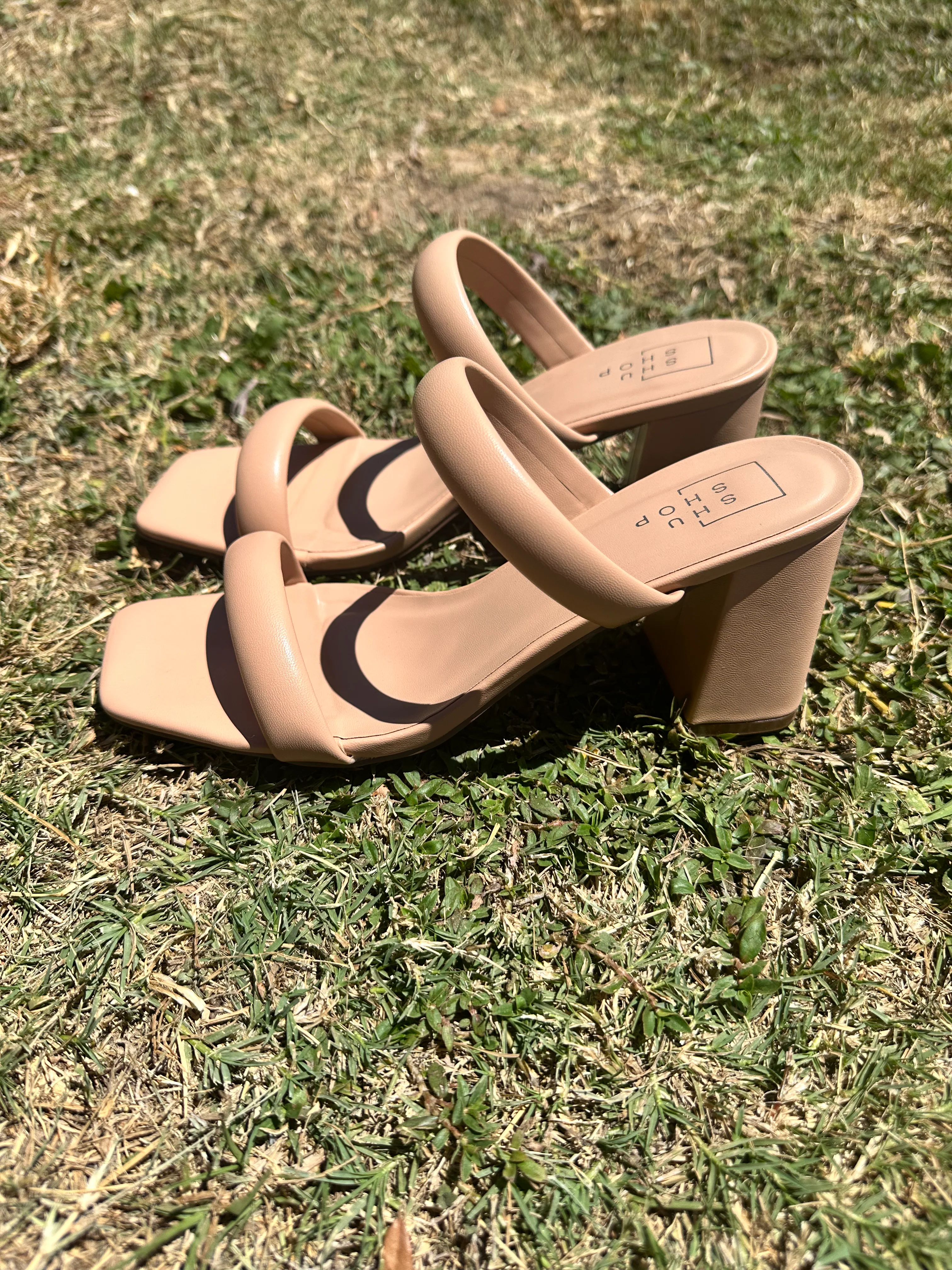FARAH NUDE HEELS