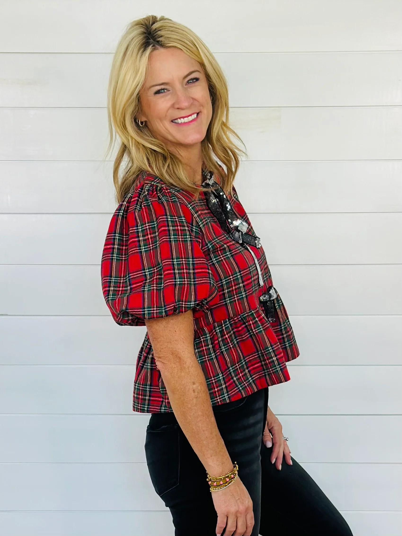 CHRISTMAS GIFT TOP-RED